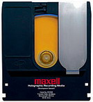 02_-_Maxell_HVD.jpg